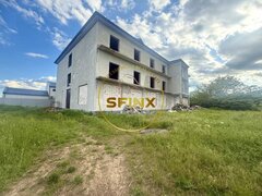 Balotesti, cladire la rosu 1.530 mp 30 camere teren 2000 mp, azil/ clinica/